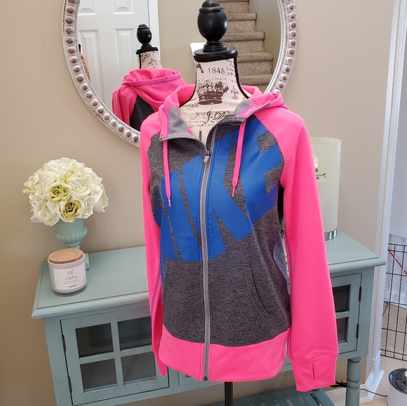 *Like New* Nike therma-fit full zip hoodie - Picture 4 of 6